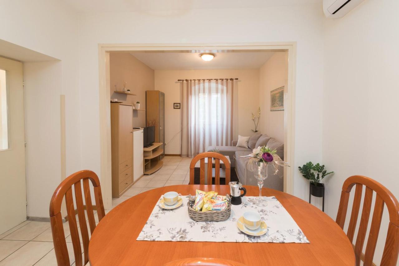 Apartment Tina Zadar Exterior foto