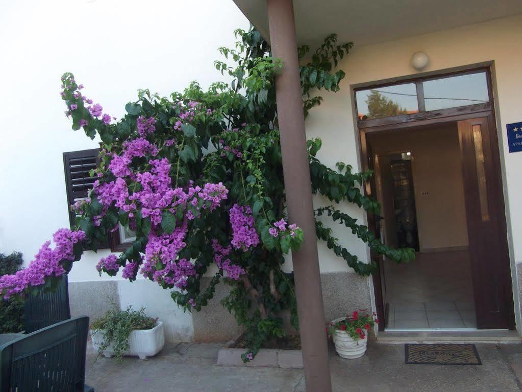 Apartment Tina Zadar Exterior foto